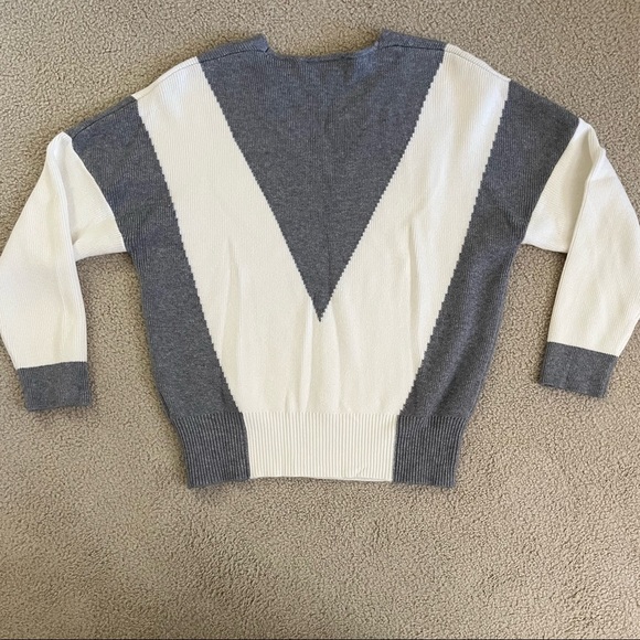 NWOT Philosophy Chevron Sweater - Picture 3 of 6